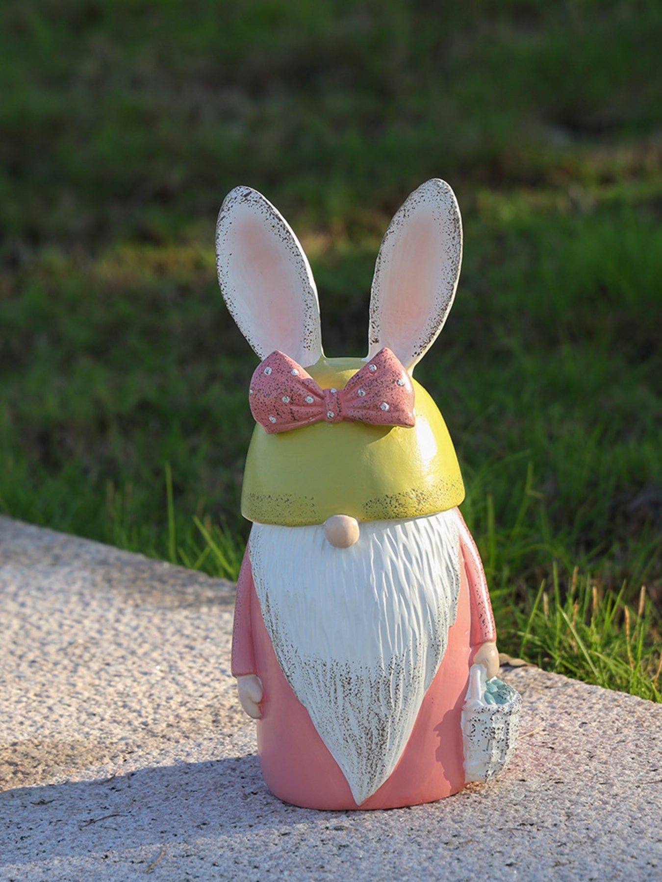 40d4cf2843464c3aa18767957476770c-Max