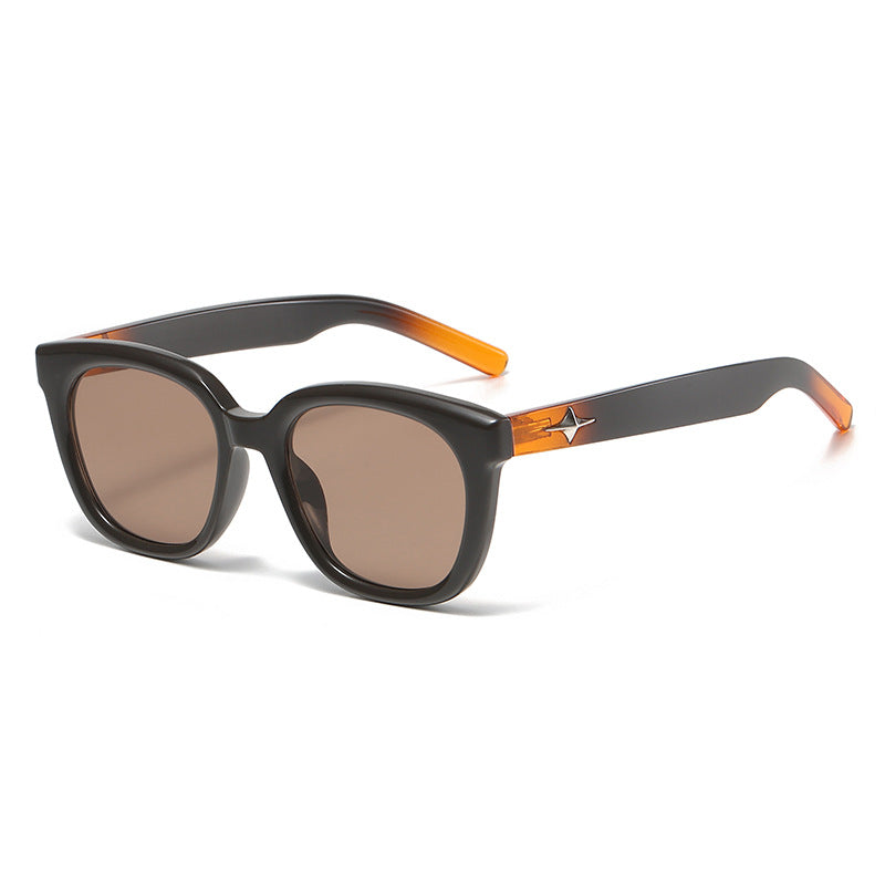 40d75b49-d31d-4cbe-80f9-985eaa4f71d6-Max